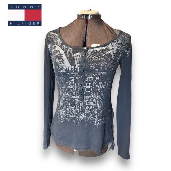 Tommy Hilfiger Women’s Long-Sleeved Top - Size Large - Picture 4 of 6